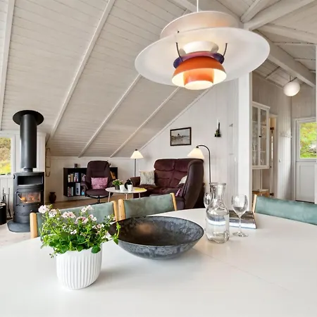Holiday home Henric Allinge-Sandvig