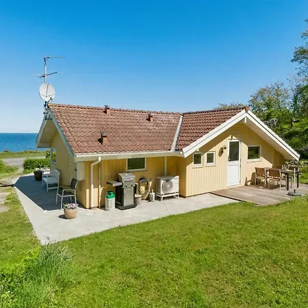 Holiday home Henric Allinge-Sandvig