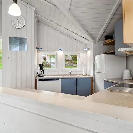 Henric - 75m From The Sea By Interhome * Allinge-Sandvig